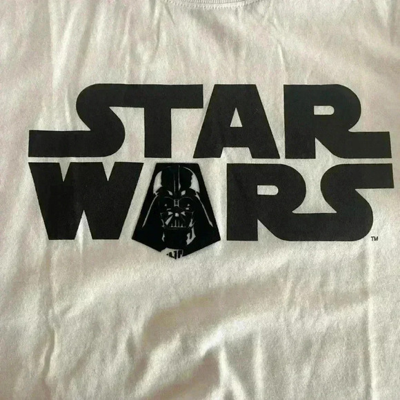 Star Wars T-shirt - Picture 7 of 13